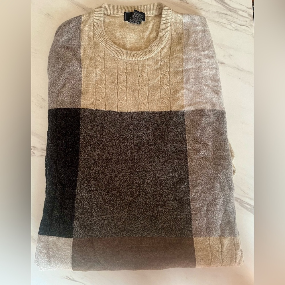 Dockers XXL block argyle men’s sweater.